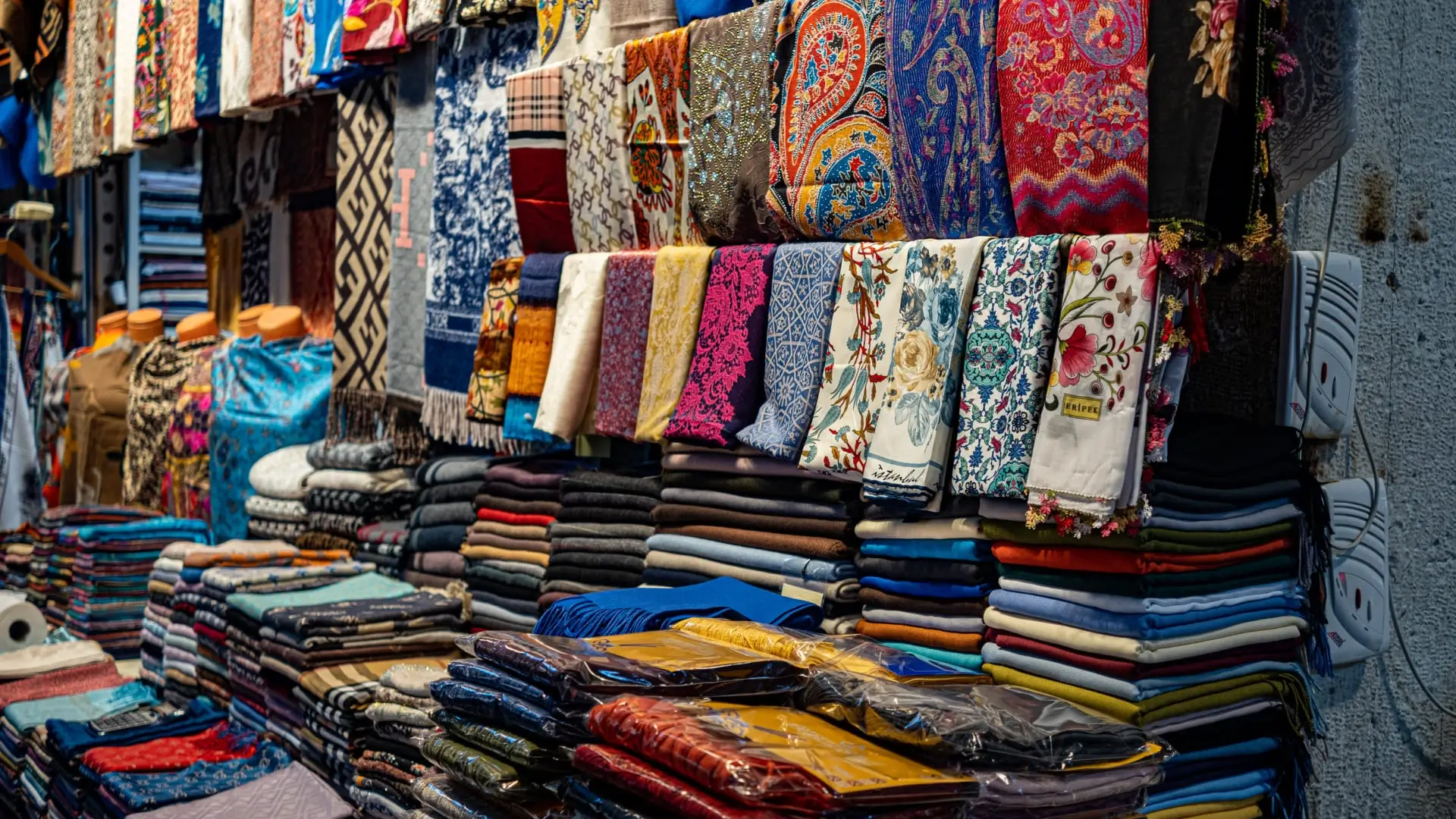 Pasar mayestik compress
