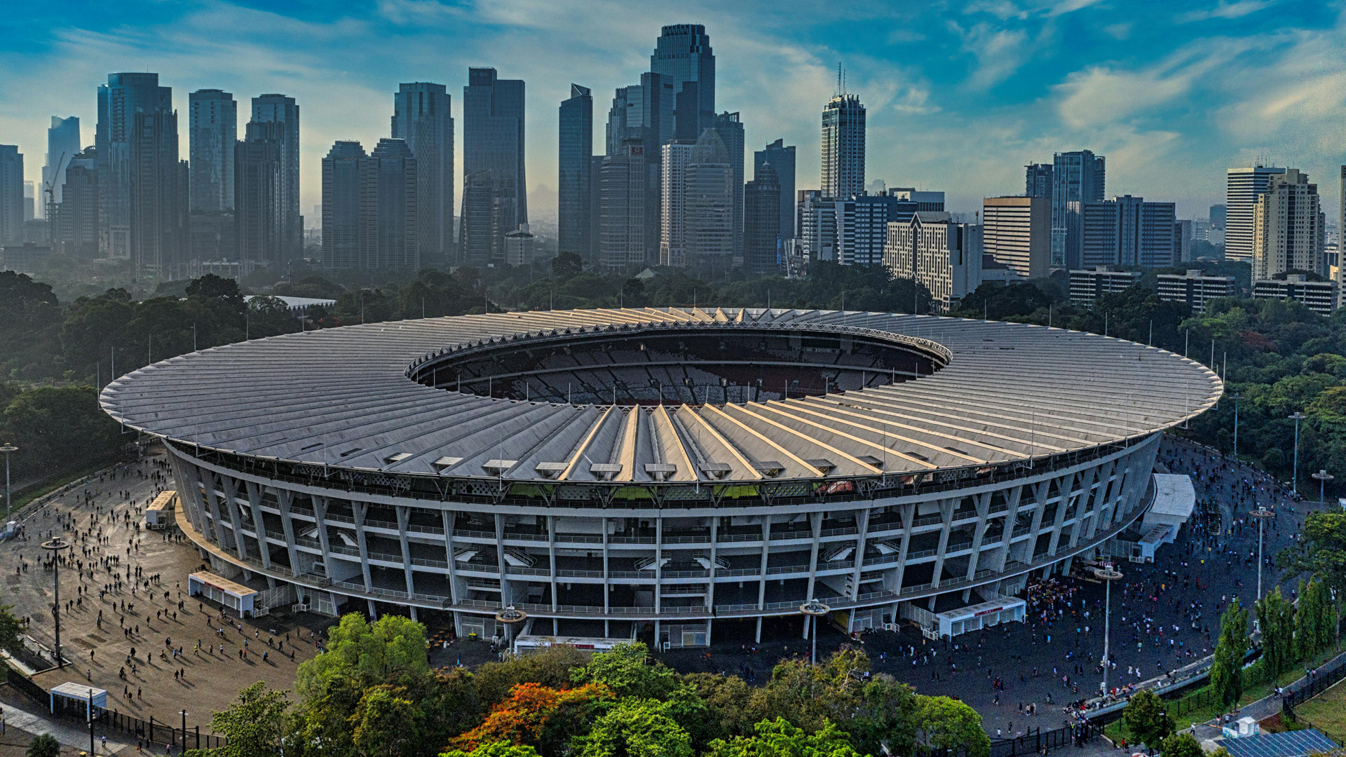 A multi-purpose stadium located at the center of the Gelora Bung Karno Sports Complex in Central Jakarta, Indonesia. Well known for sport, music concerts & big gathering events.