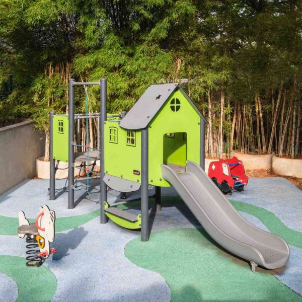 VPR Kids Playground 600x600